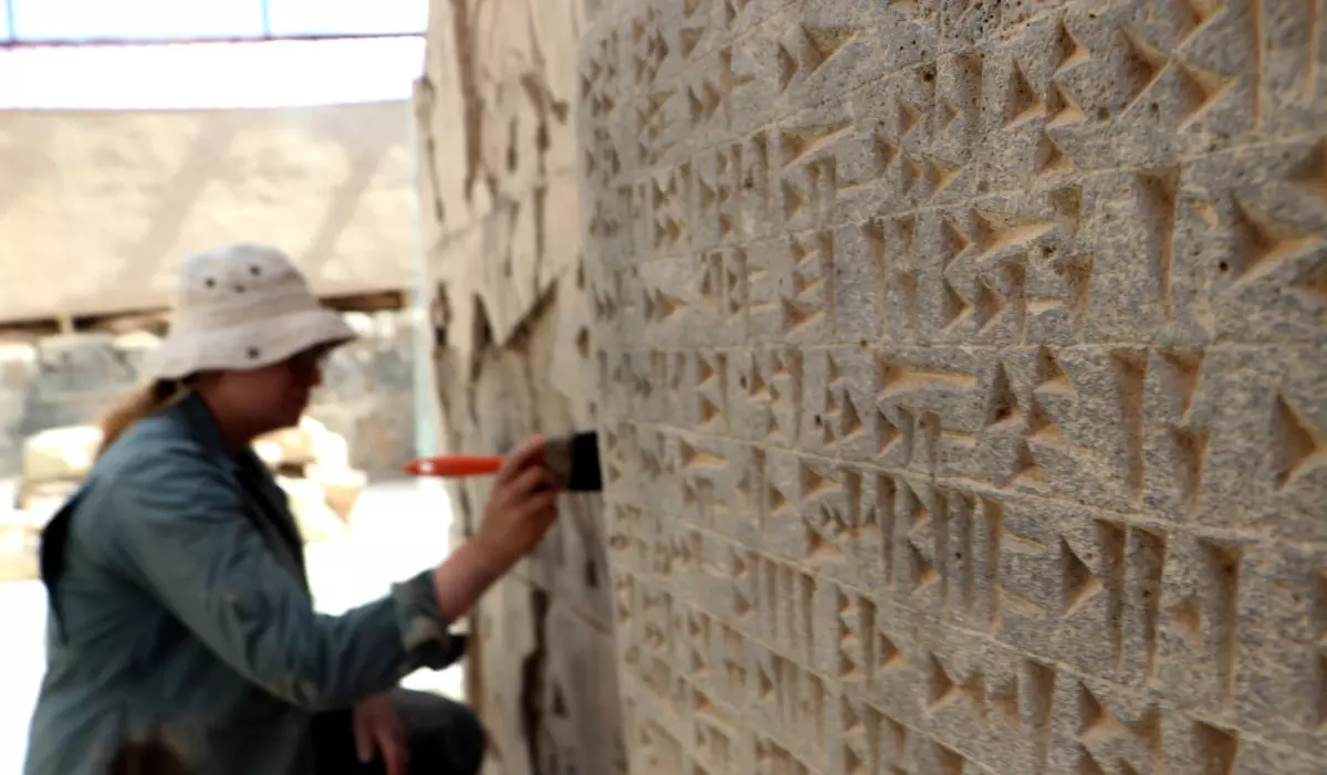 ayanis kalesinde urartu kalintilari kZKpv92g