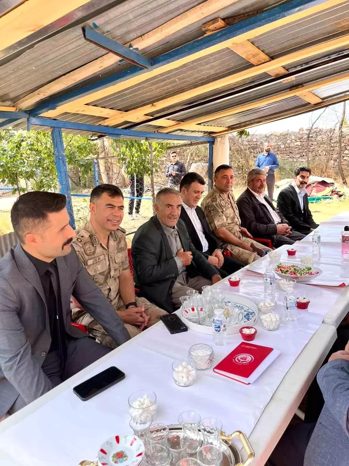 gaziler gununde patnosta anlamli ziyaret BxiGvKl3