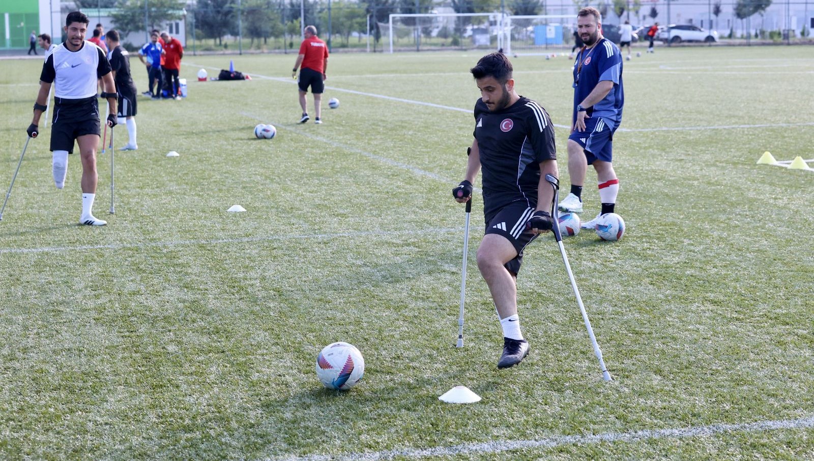 televizyonda izleyip hayalini kurdu milli takim icin mucadele ediyor DDBhTg9S