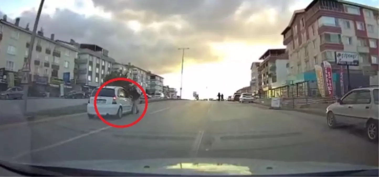 ankarada yayalara arac carpti 2 yarali pKaaiaNd.jpg