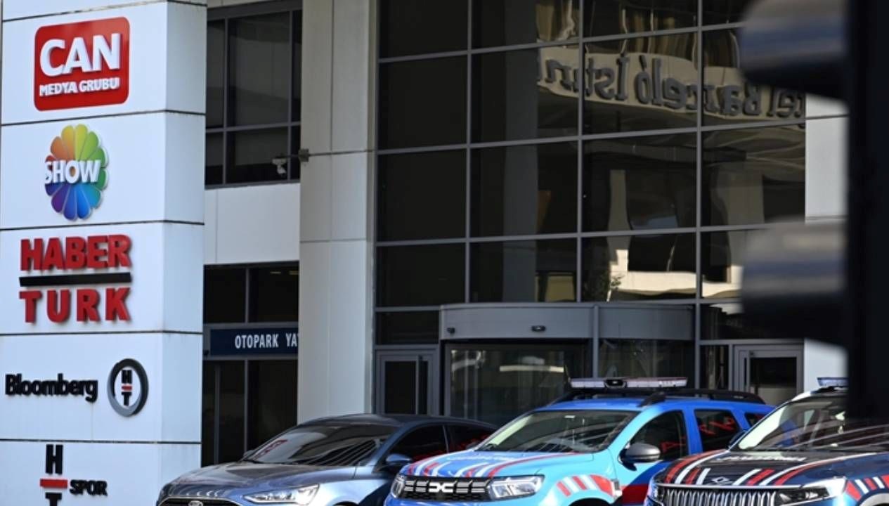 can holding ve ciner grubu sorusturmasi gozaltina alinan 10 supheli adliyede UxVdK4b5