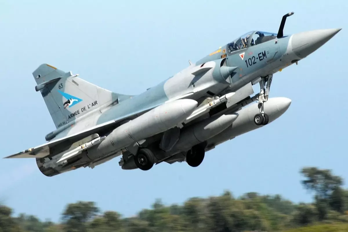 macron ukraynaya askeri destek gonderecek bFdSqmdG.jpg