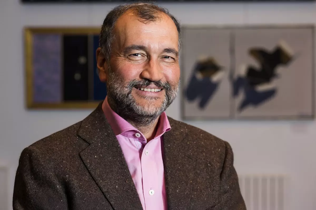 murat ulkerden londra iddiasina yanit anamin evinde oturuyorum baska yerde de evim de yok gLgkUgVG.jpg