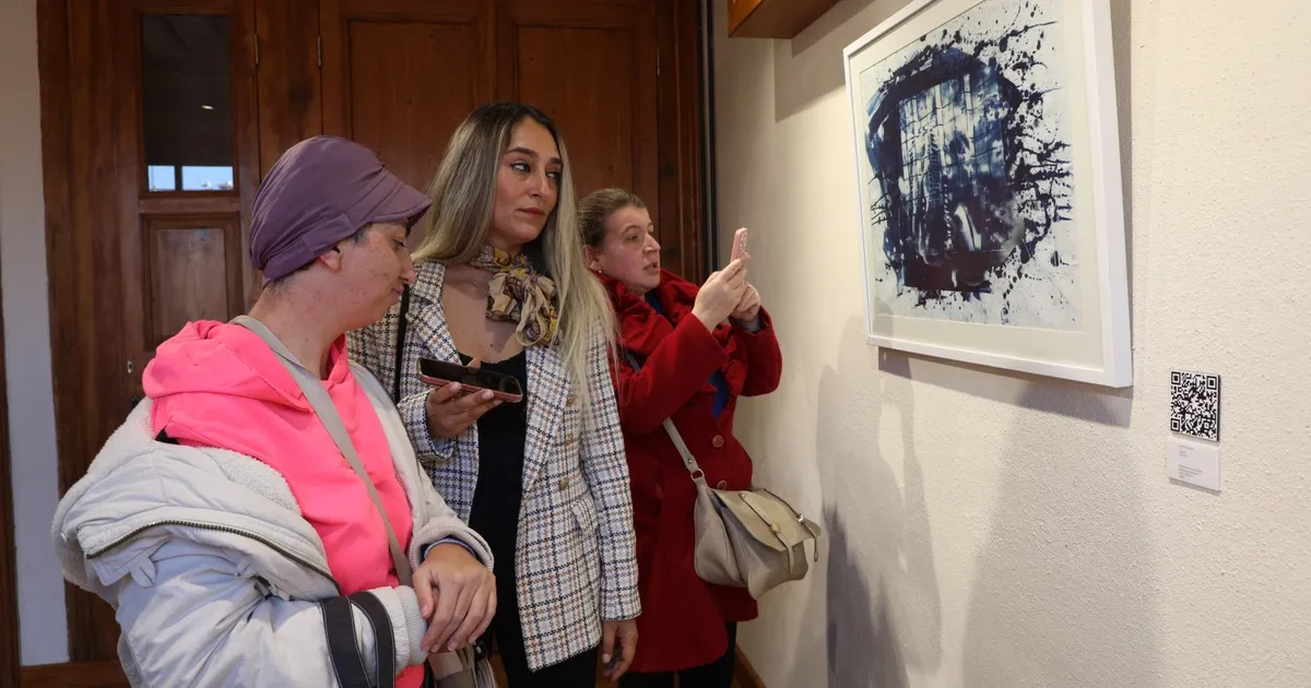 mudanyada gorme engelliler icin sanatta erisilebilirlik adimi R4J8Rv3q.webp