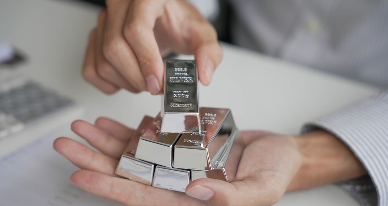 Gümüşte kritik düşüş sonrası yatırımcıya ‘panik’ uyarısı