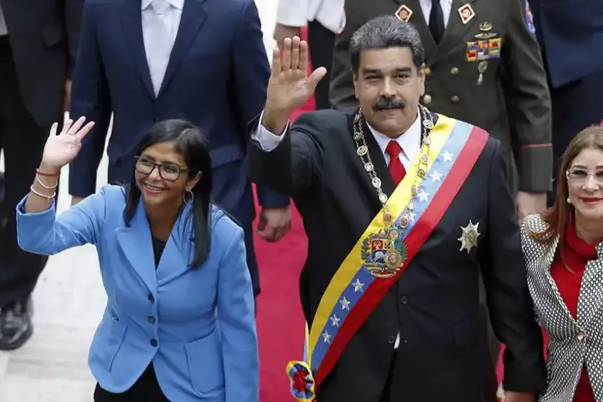 Trump: Maduro’nun atadığı başkan yardımcısı, bize ne istersek yapmaya hazır olduğunu söyledi.