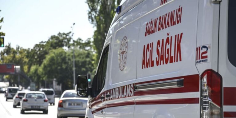 bursada-supheli-olum-genc-ogretmenin-cansiz-bedeni-yurt-odasinda-bulundu-Nkv2KO4q