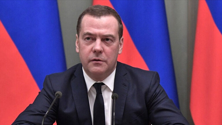 medvedev-nukleer-kiyamet-gercekten-mumkun-PiwZK6vE