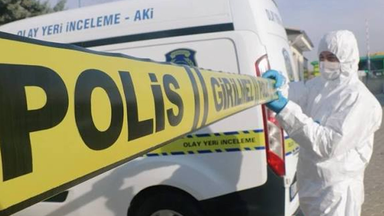 Otomobil icinde kanli infaz husumetleri eskiye dayaniyormus 4zsHtm6Y