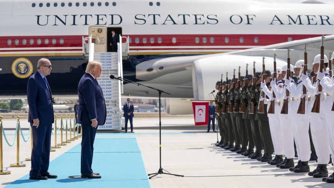 Trumpin ankaradaki ucagini degistirten tehdit ortaya cikti H7B1szLf